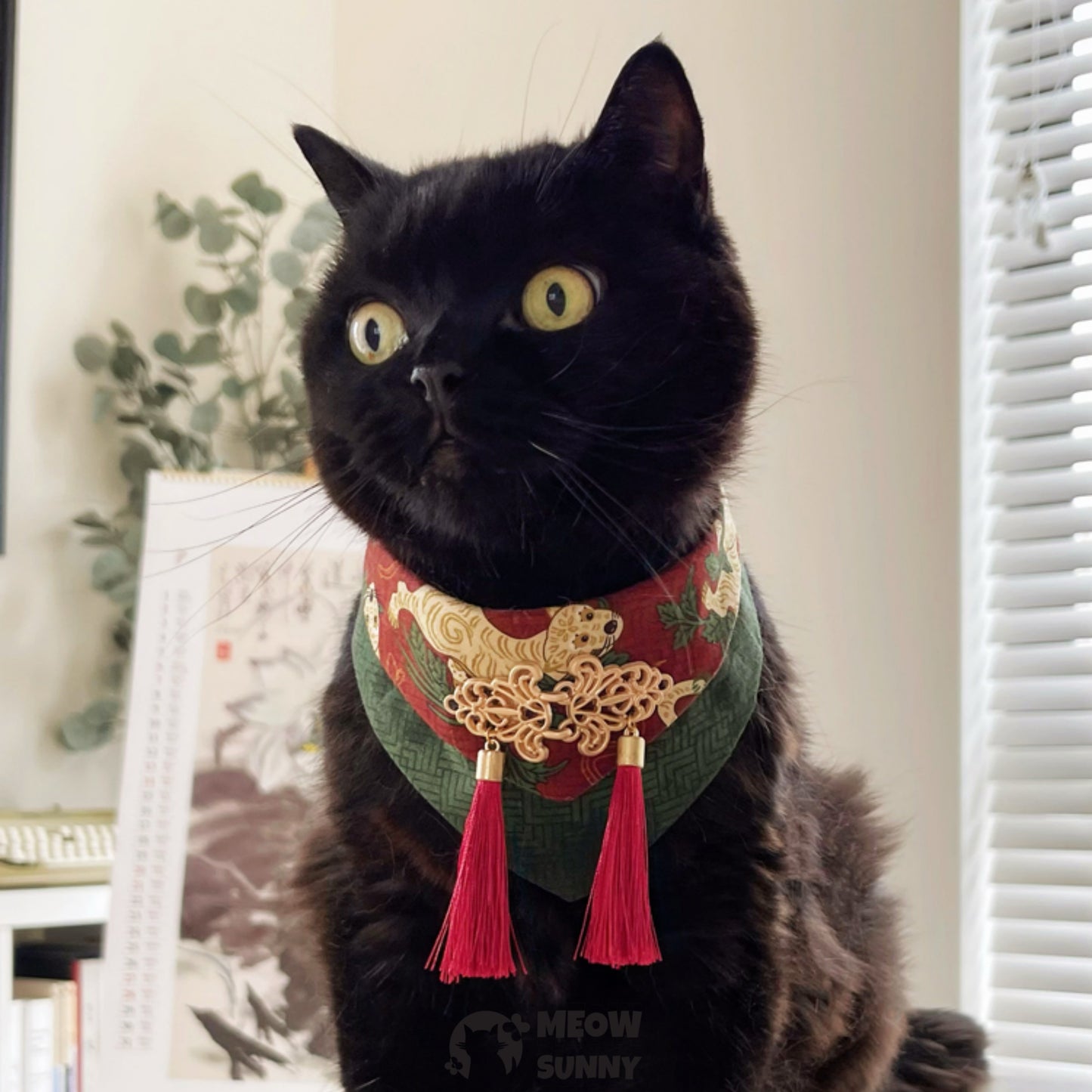 Elegant and Classical Style Pet Cat & Dog Triangle Scarf