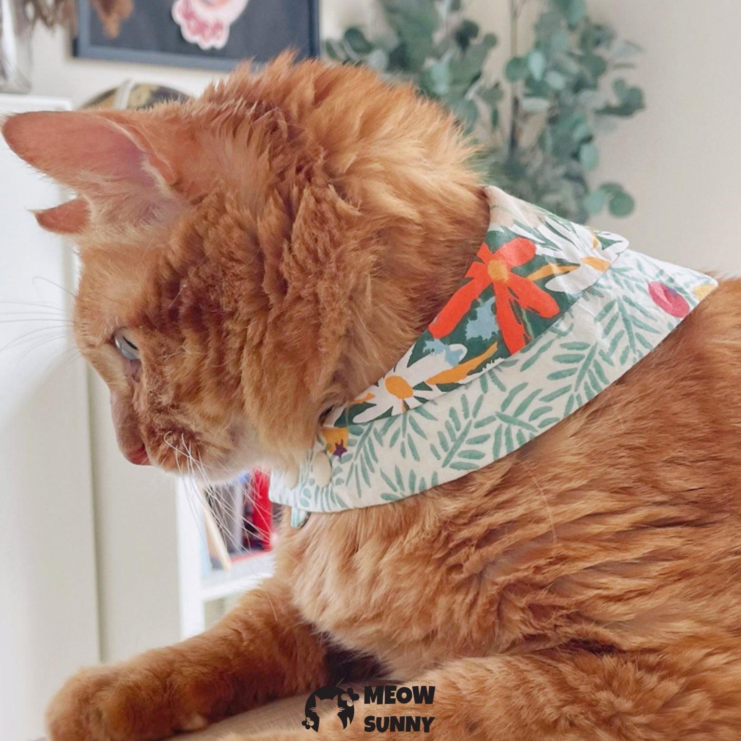 Daisy Print Green Pet Cat & Dog Triangular Bibs