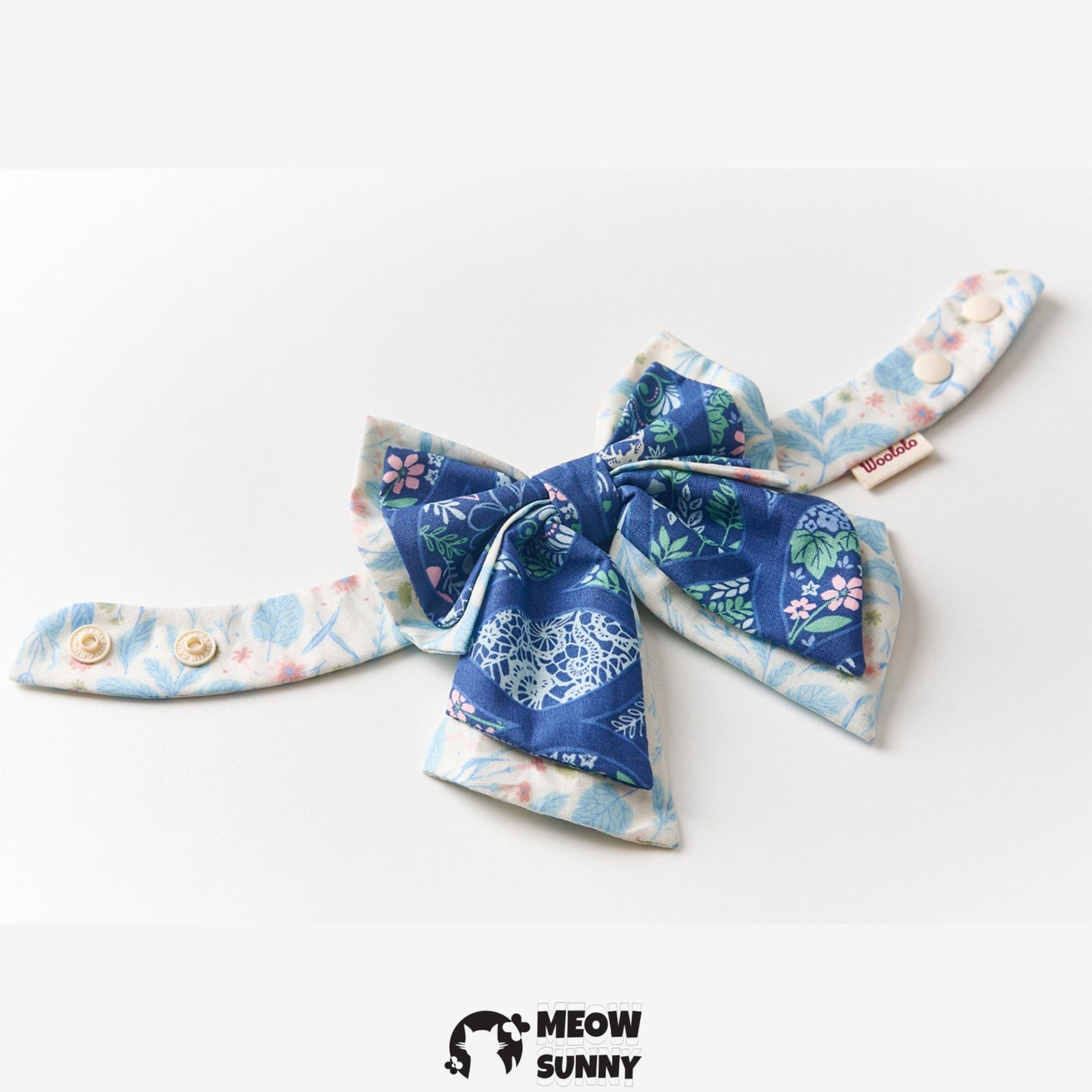 Blue Printed Dog and Cat Bow Tie, Large