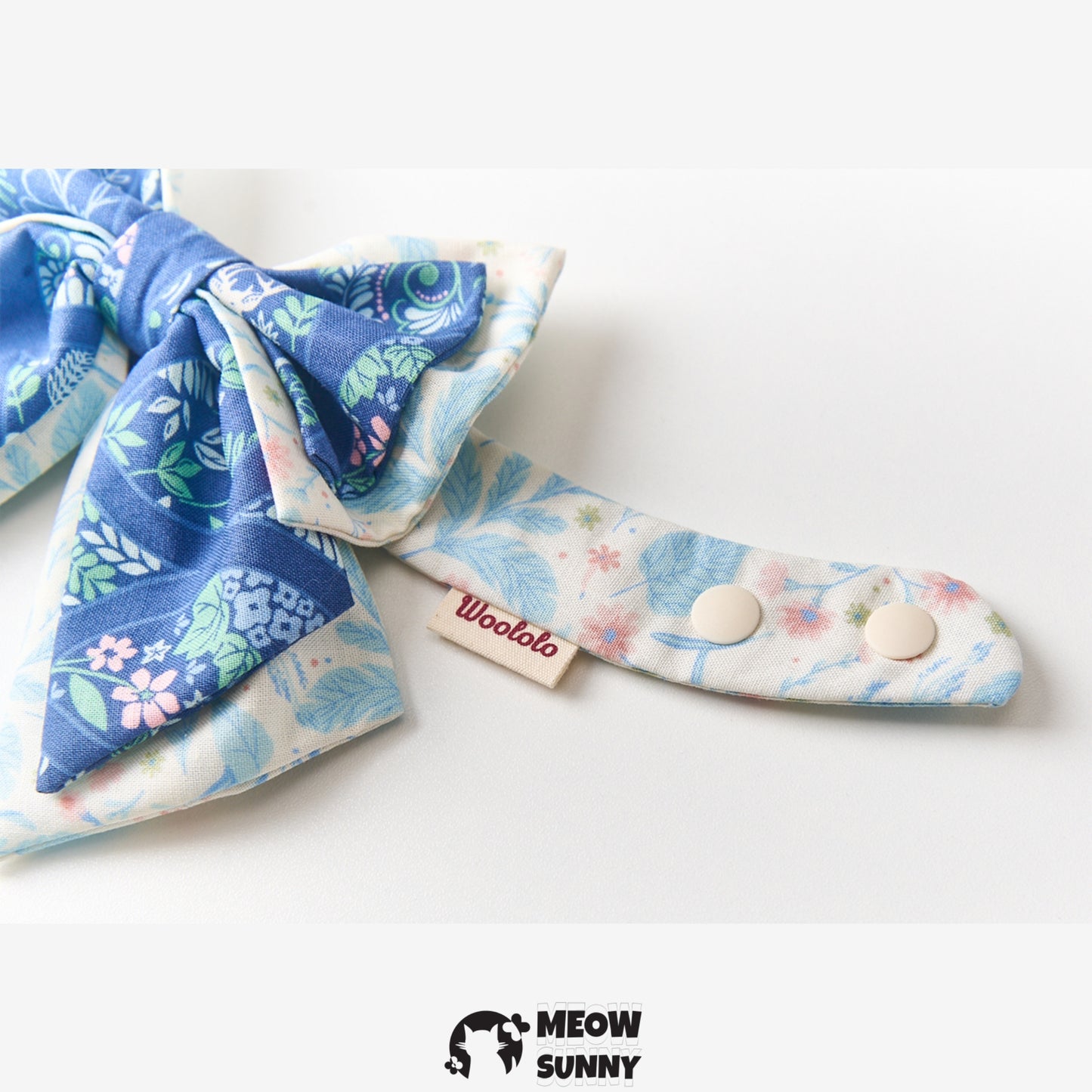 Blue Printed Dog and Cat Bow Tie, Large