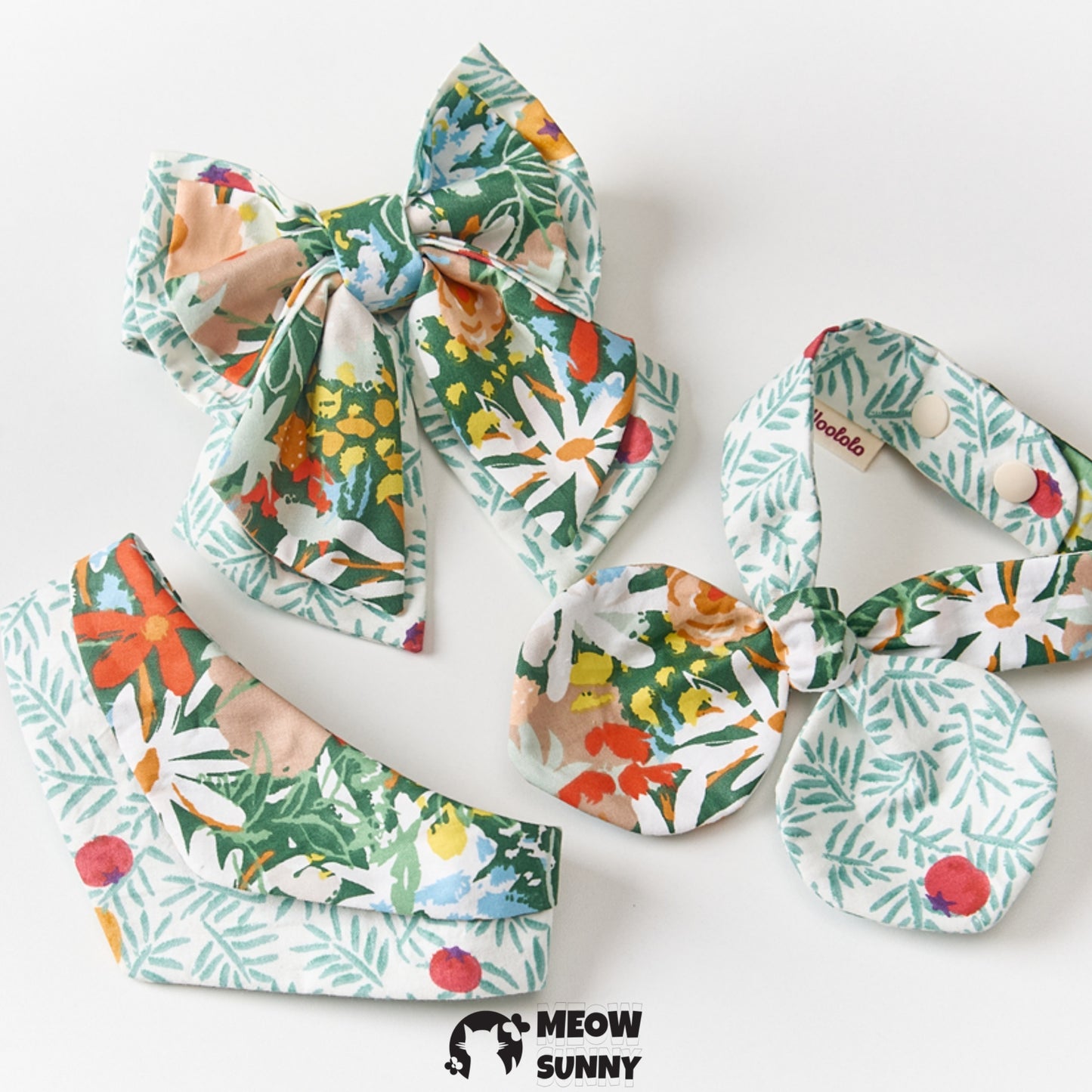 Heart-Shaped Collar Butterfly Flower Print Pet Cat &Dog Bowtie