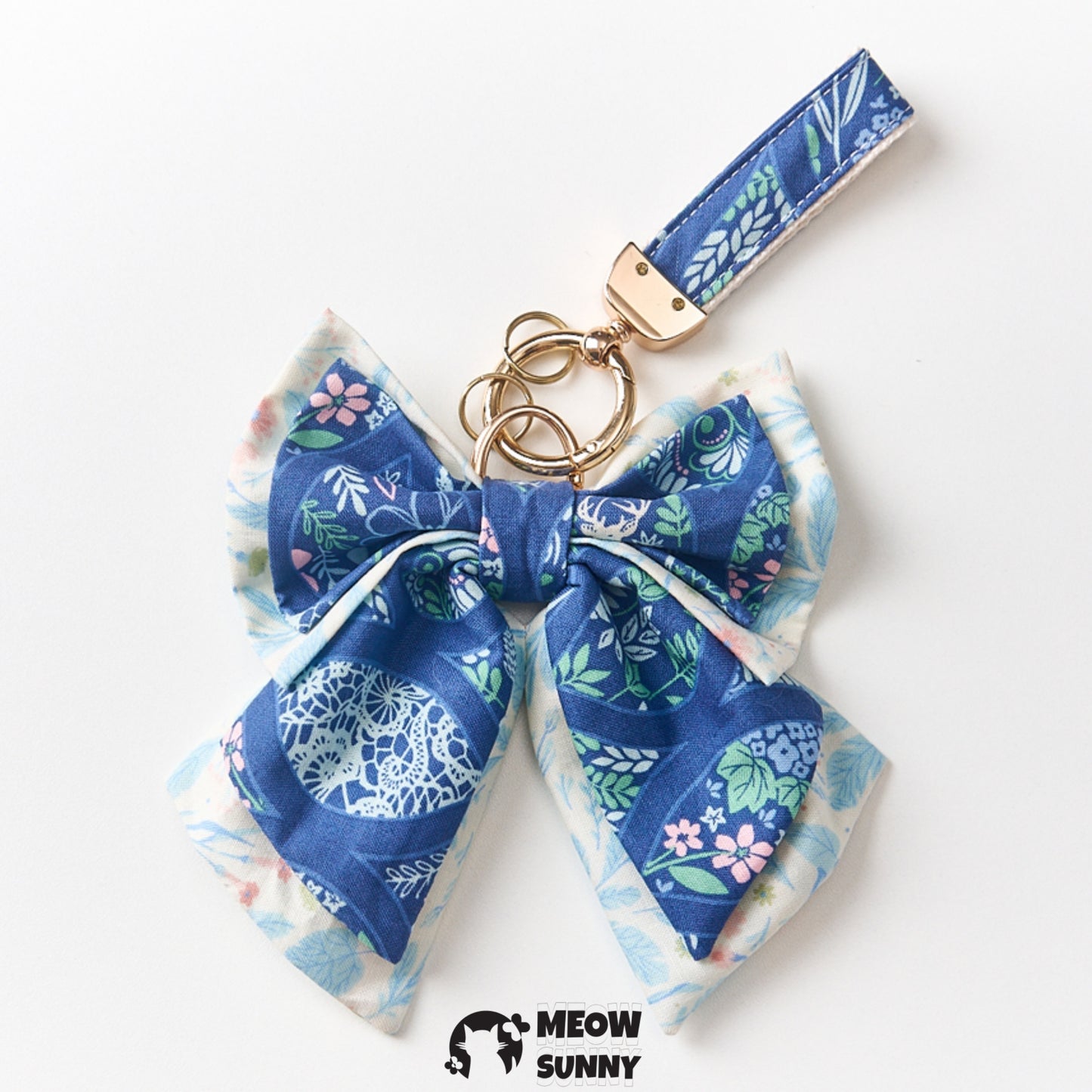 Blue Printed Dog and Cat Bow Tie, Large