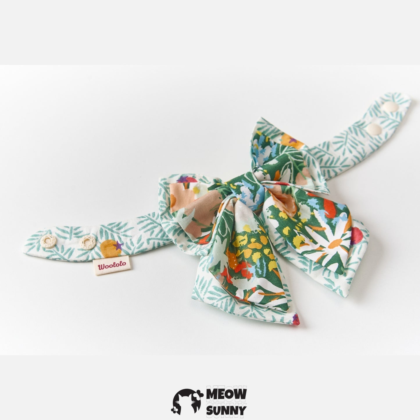 Butterfly and Flower Print Pet Cat & Dog Green Bowtie