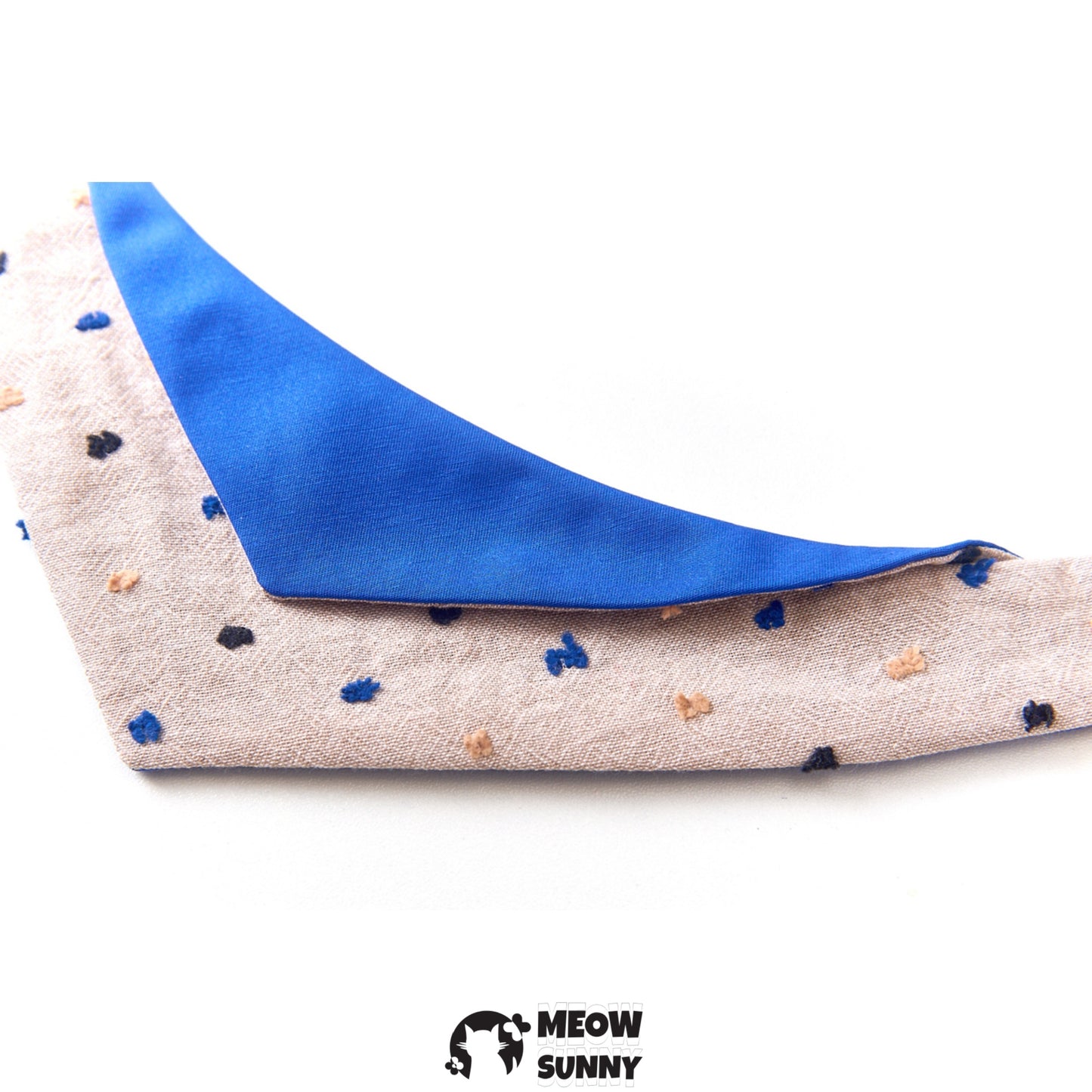 Blue fabric dot jacquard cat or dog collar, customizable and extendable