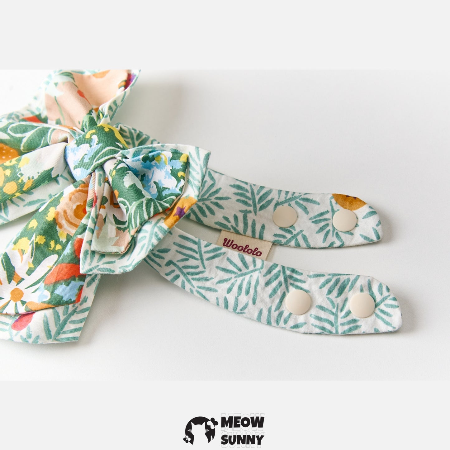 Butterfly and Flower Print Pet Cat & Dog Green Bowtie
