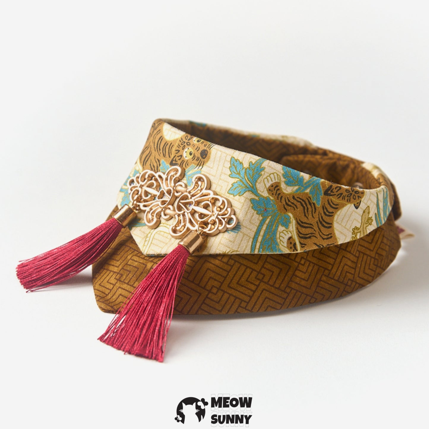 Elegant and Classical Style Pet Cat & Dog Triangle Scarf