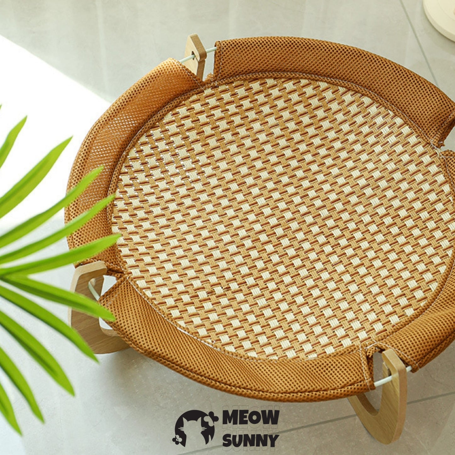 Finsion Cat Round Disc Display Bamboo Weaving Bed
