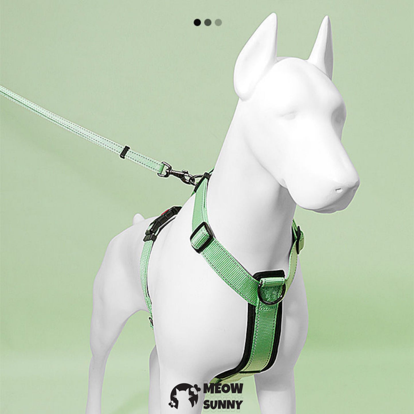 Front-Clip Dog Harness, Medium: 27 to 32-cm chest,4 in 1 Harness & Leash & Cruise Light