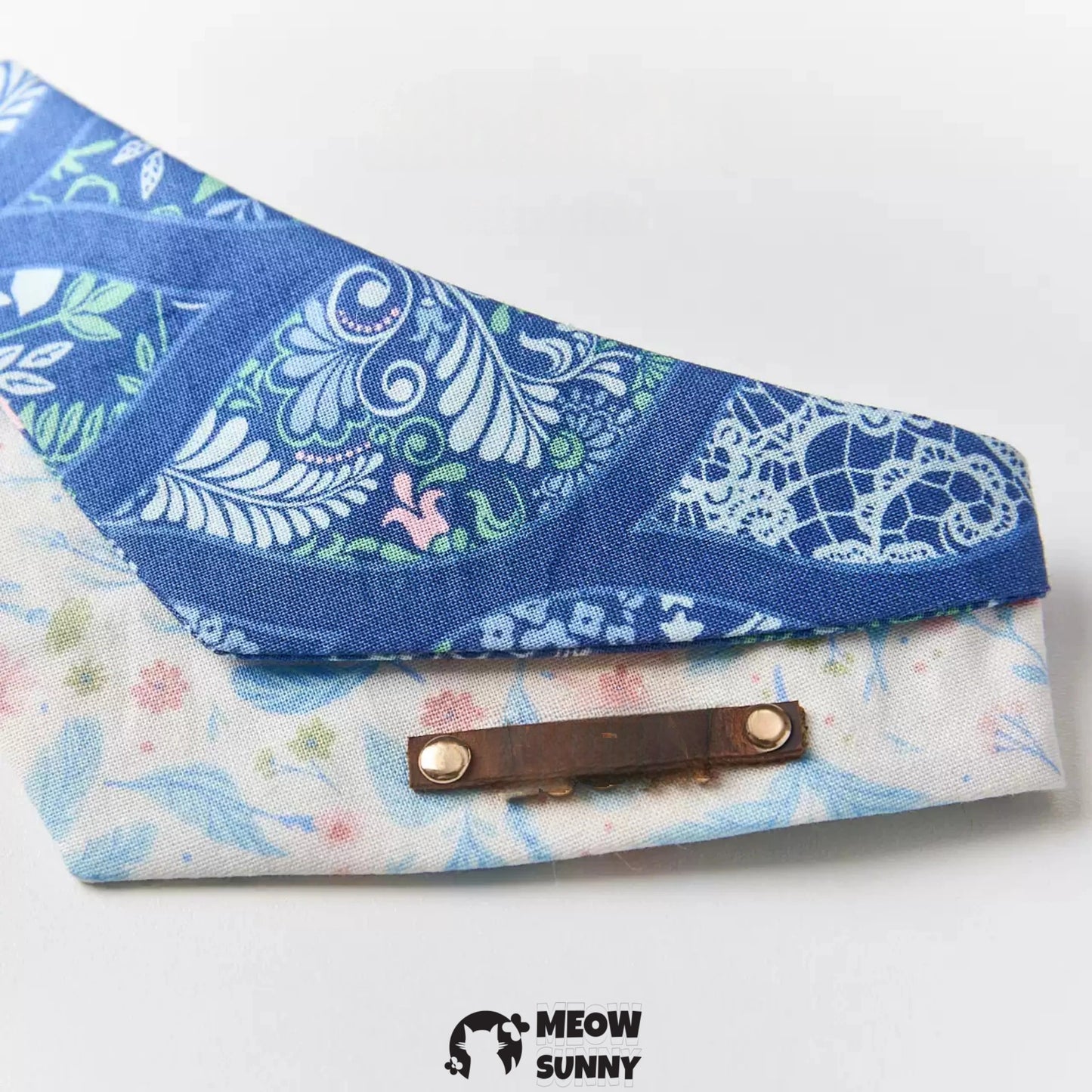 Blue Printed Cotton Dog and Cat Bib, Medium