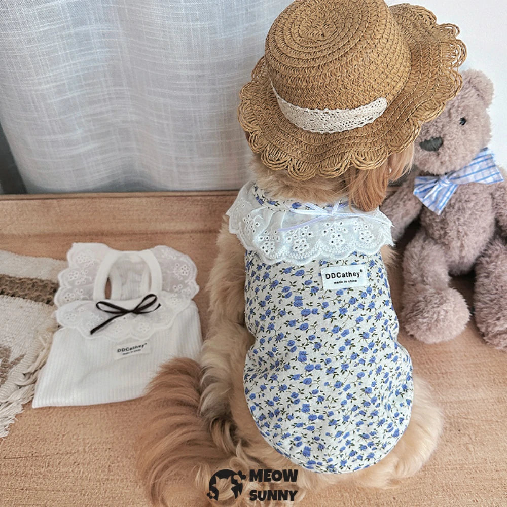 Dog dress with bow and cute floral pattern, suitable for small dogs