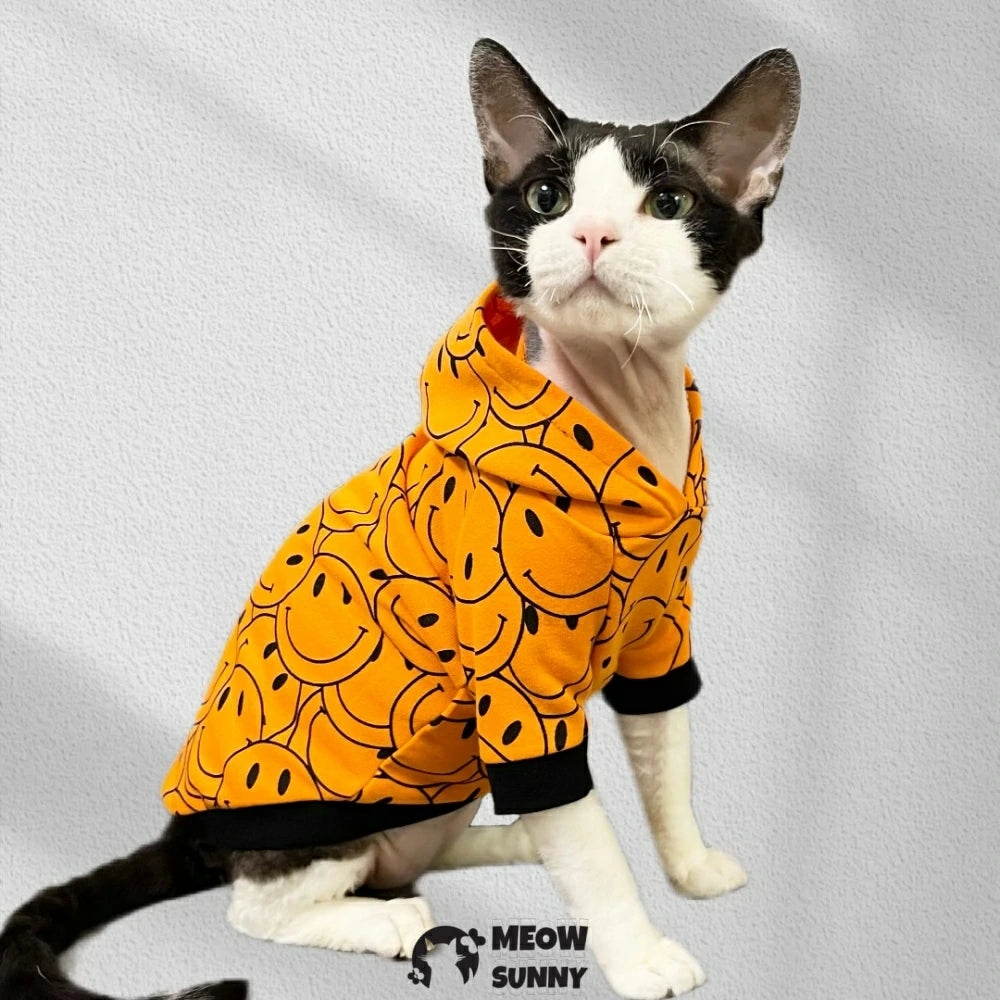 Hairless cat sphinx sweatshirt with hood to keep warm