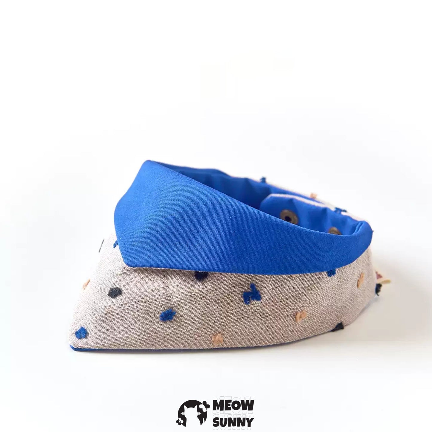 Blue fabric dot jacquard cat or dog collar, customizable and extendable