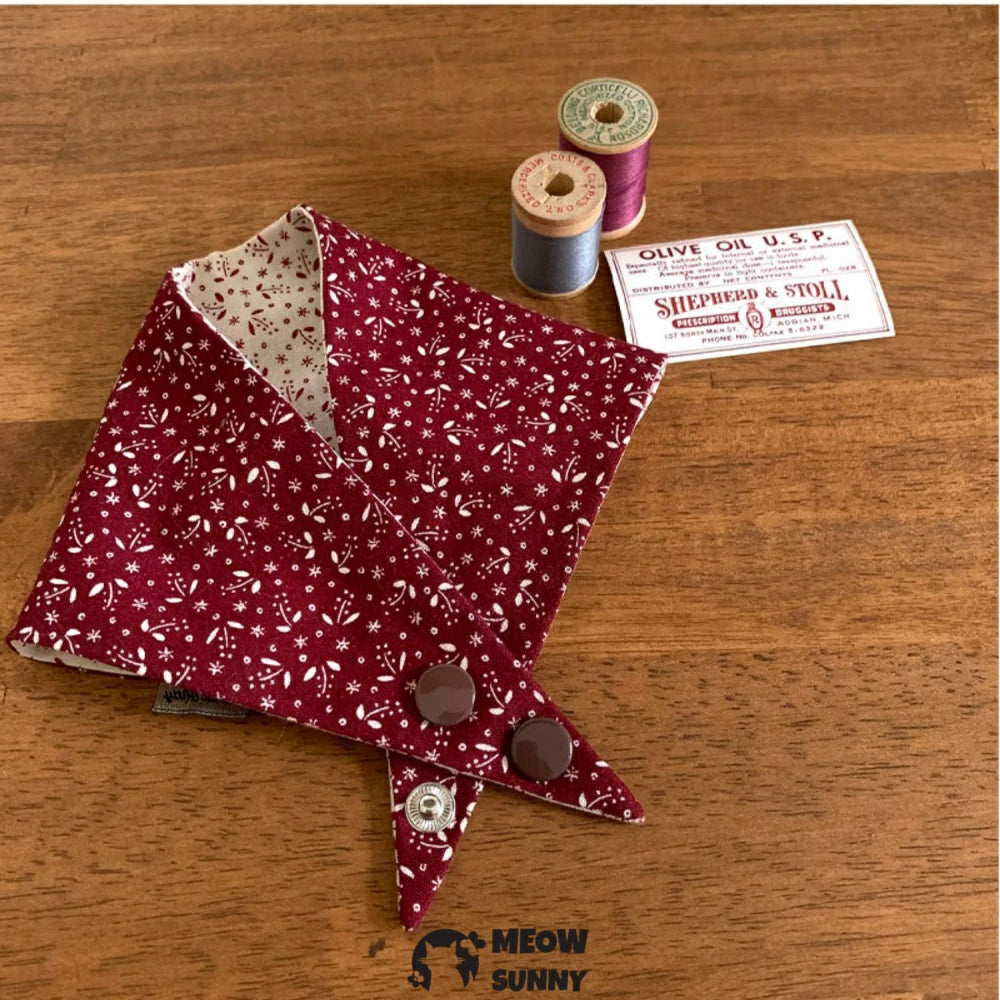 Pet Clothes for Cat Pure Cotton Summer Retro Floral Shirt Bibs