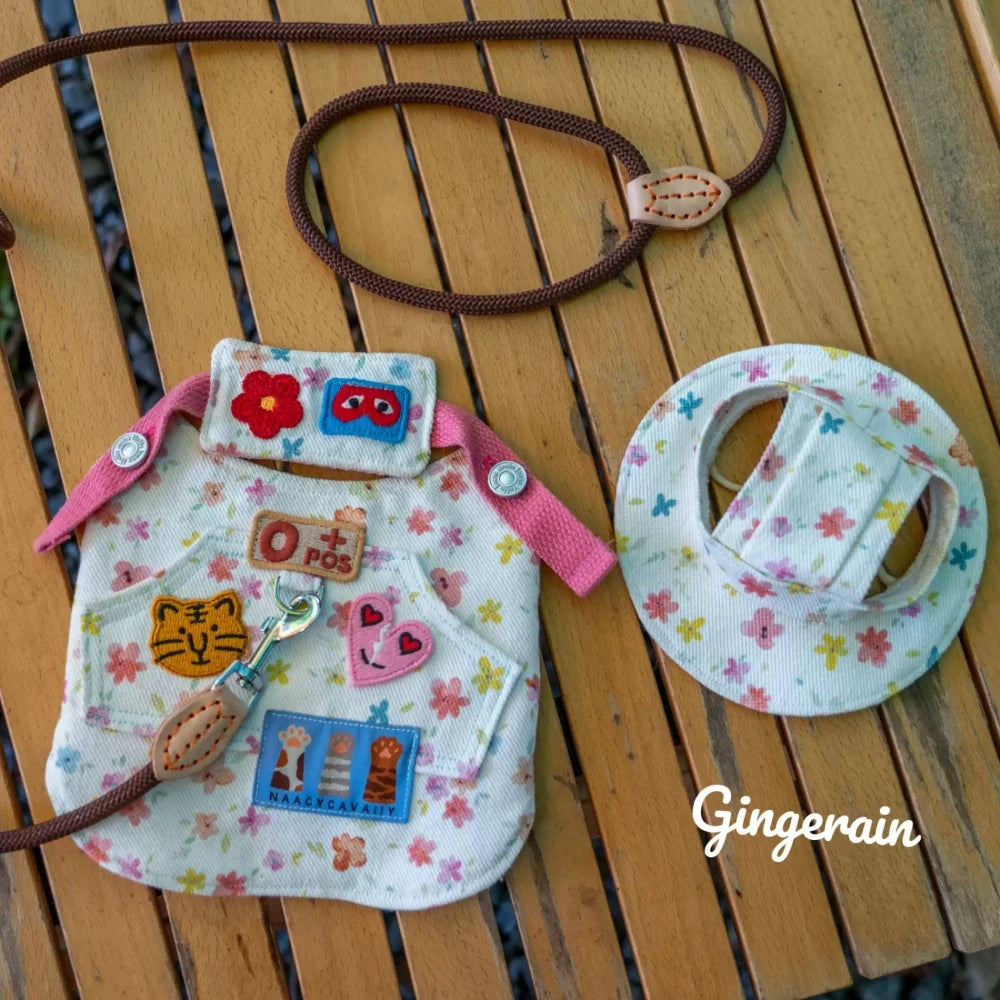 White floral cartoon patch cat chest strap set with hat