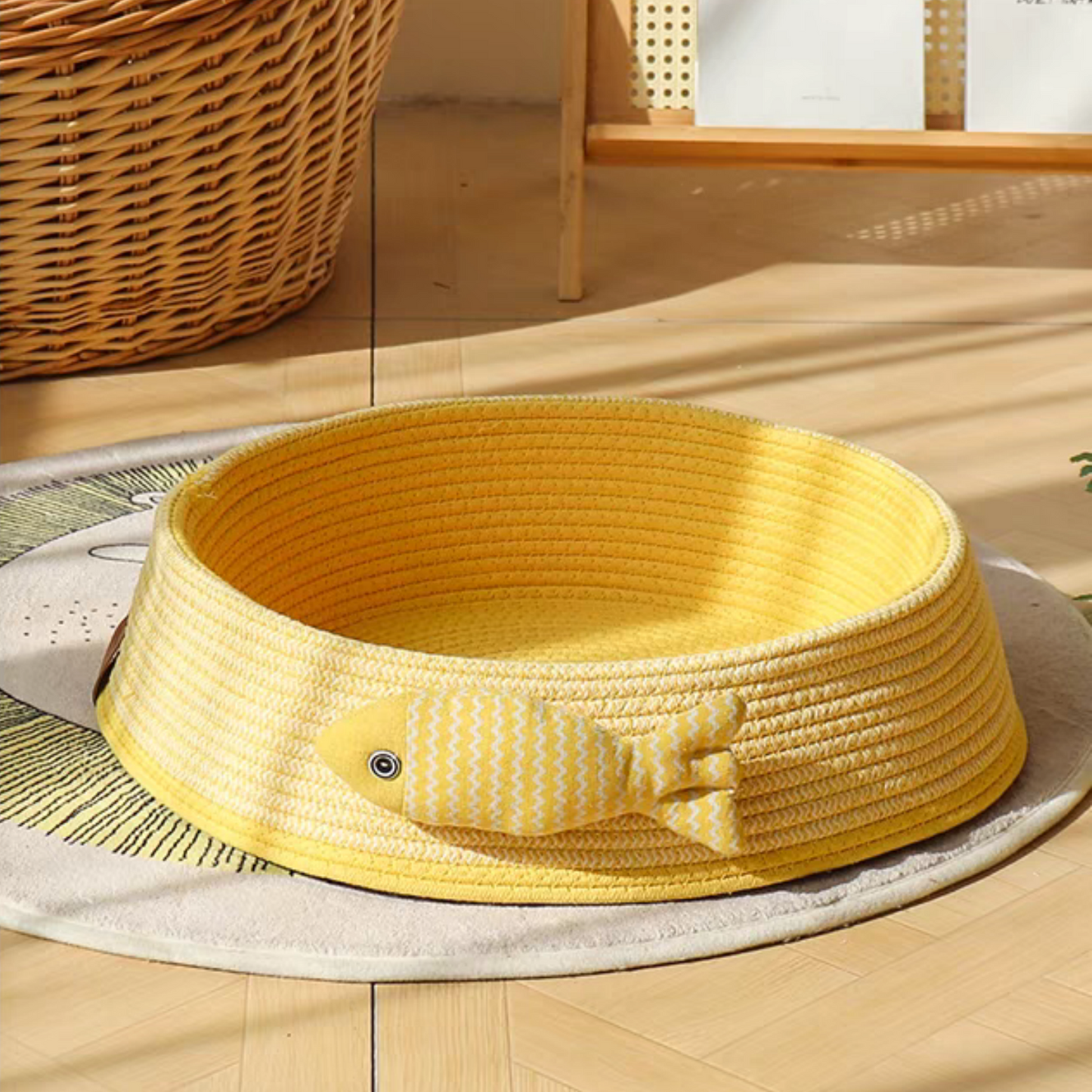 Woven Warm Round bolster Mat Small Cat Bed with Small Fish Toy