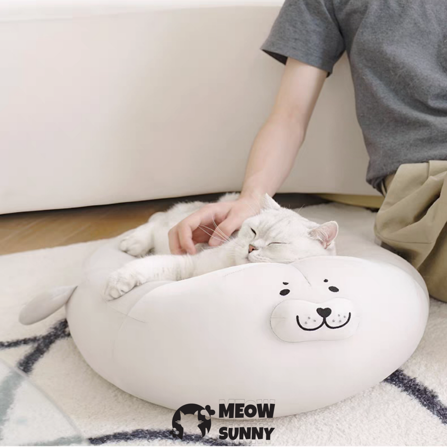 White Seal Stylish Cuddler Summer Cooling Ice Pad Semi-Enclosed Washable Cat Bed, Medium