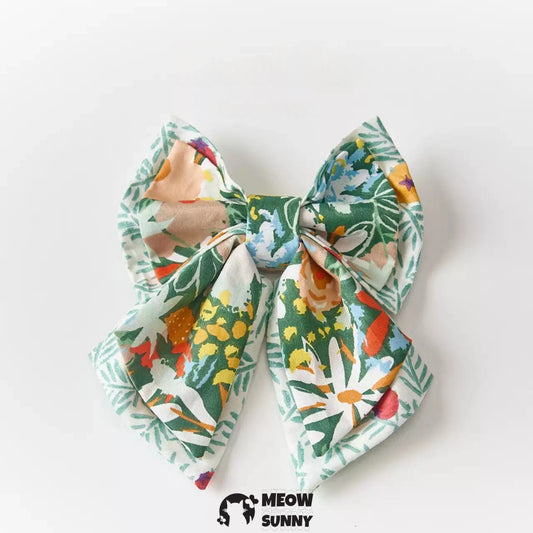 Butterfly and Flower Print Pet Cat & Dog Green Bowtie