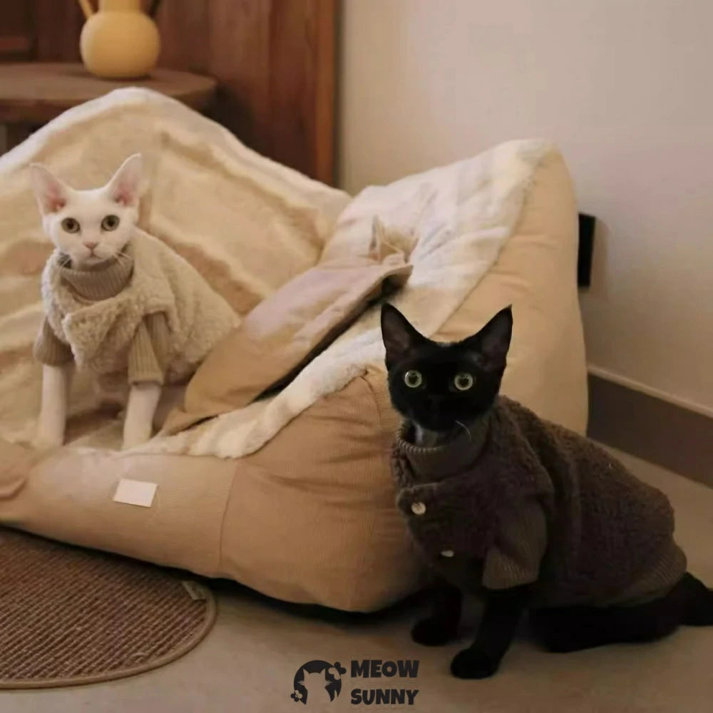 Cat-themed warm fleece vest