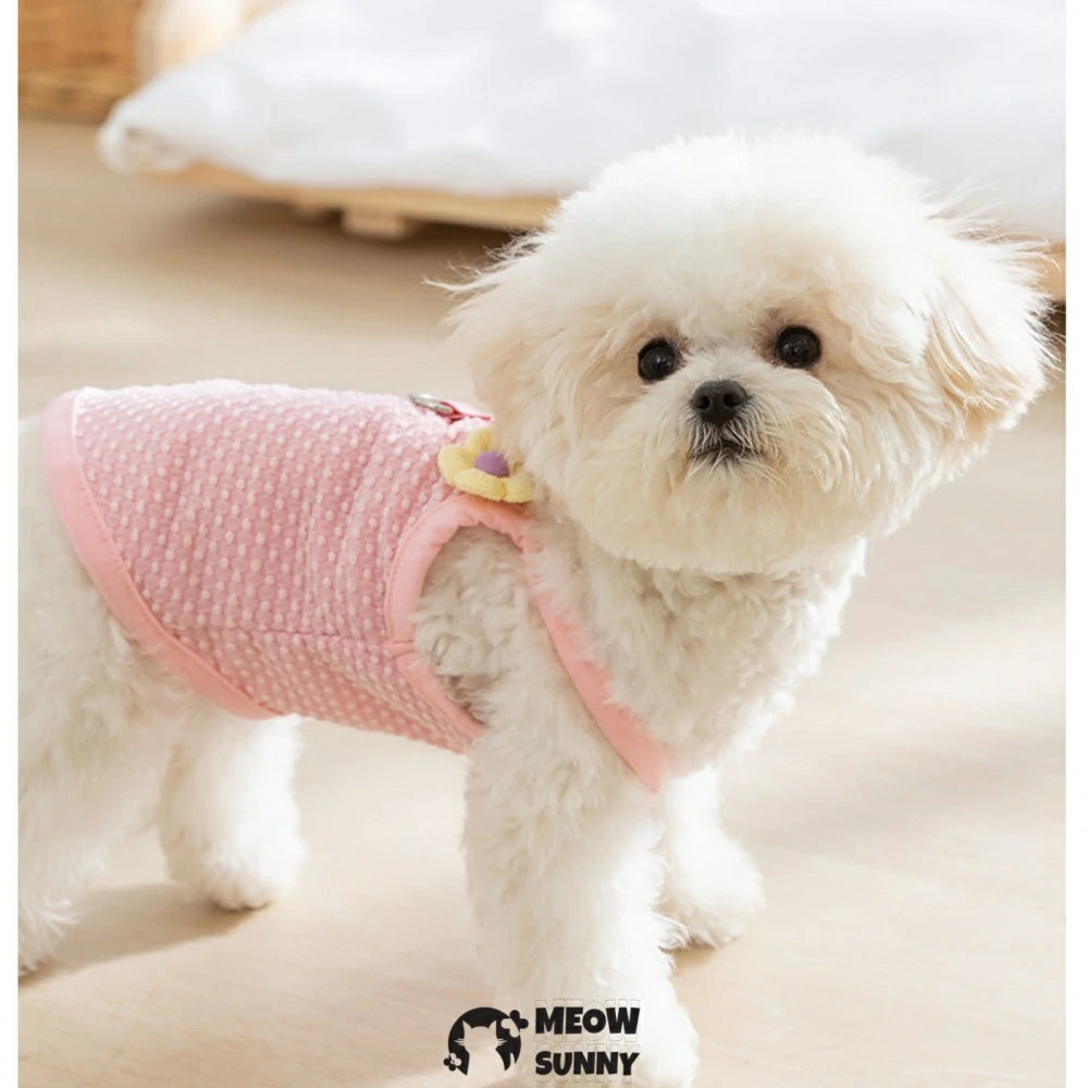 Cute dog clothes, solid color vest with daisy decoration