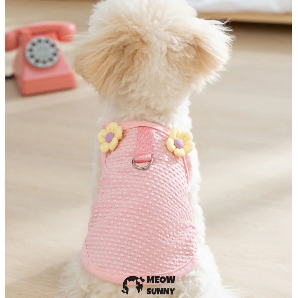 Cute dog clothes, solid color vest with daisy decoration