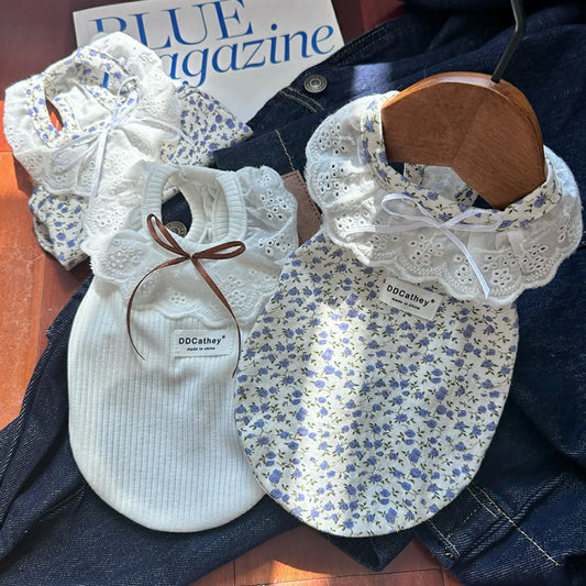 Dog dress with bow and cute floral pattern, suitable for small dogs