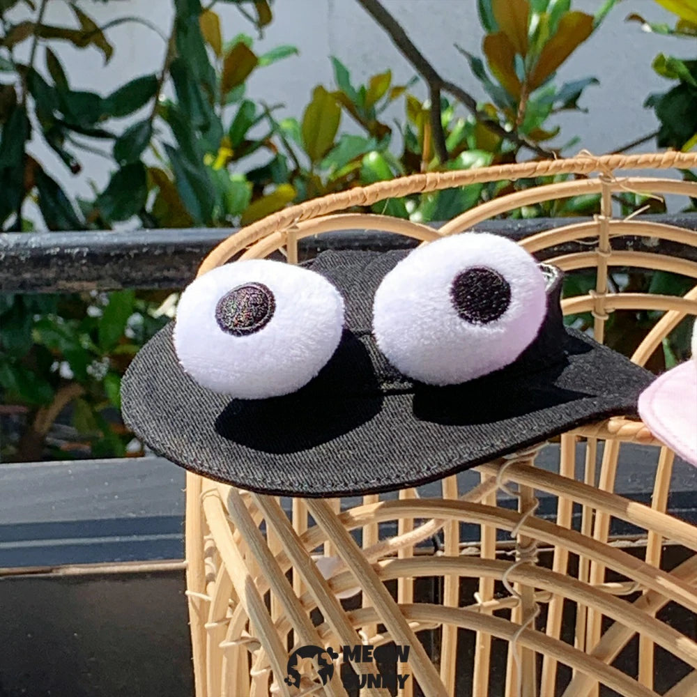 Hairless cat cute big eyes hat, comfortable, breathable and sun-proof