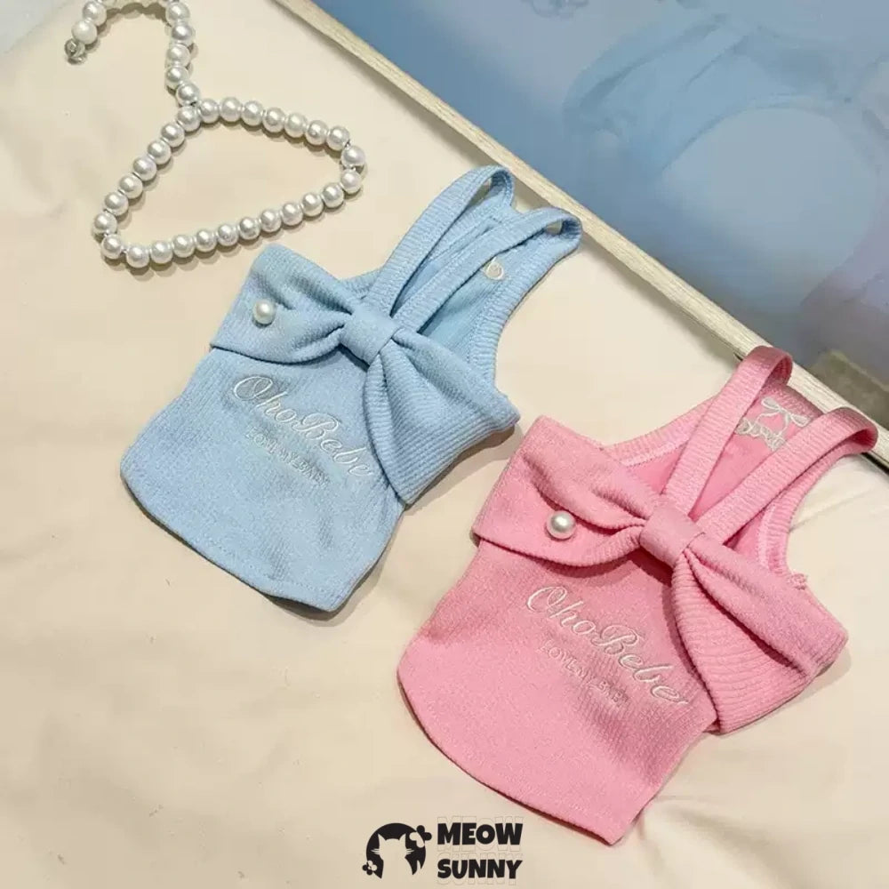 Pet clothes, Korean style, for small dogs: cute vest with a bow.