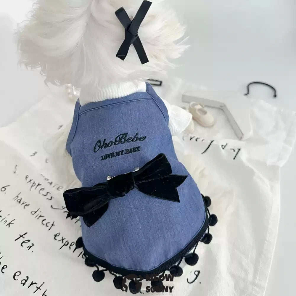 Pet clothes for small dogs: Vintage style, stretchy denim overalls for Maltese and Shih Tzu breeds, cute design.