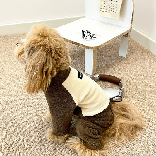 Small dog four-legged jumpsuit, thick fabric, belly protection, suitable for small dogs.