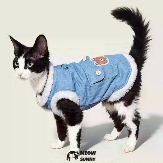 Thickened denim cat coat with bear pattern and leash attachment.