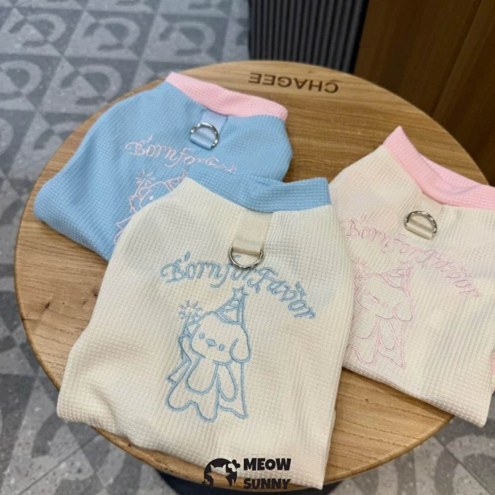 Thin pet dog clothes, vest for small dogs to prevent shedding.