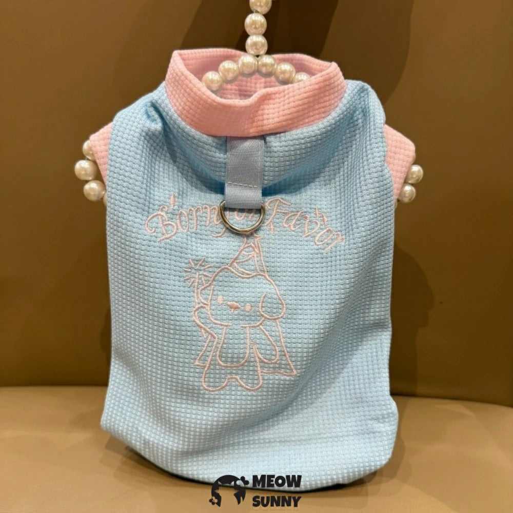 Thin pet dog clothes, vest for small dogs to prevent shedding.